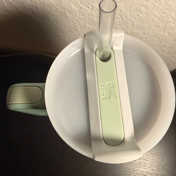 Stanley Mint Green Travel Mug - Picture 4 of 8